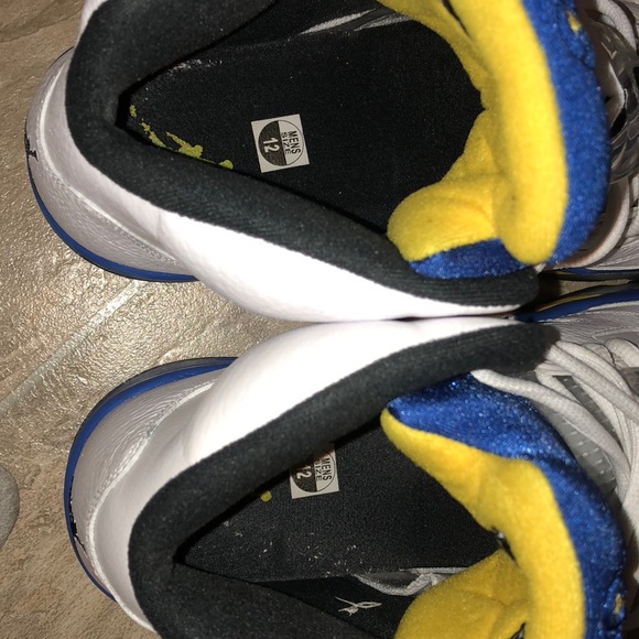 Air Jordan 5 Laney Retro (2013) - Picture 7 of 8